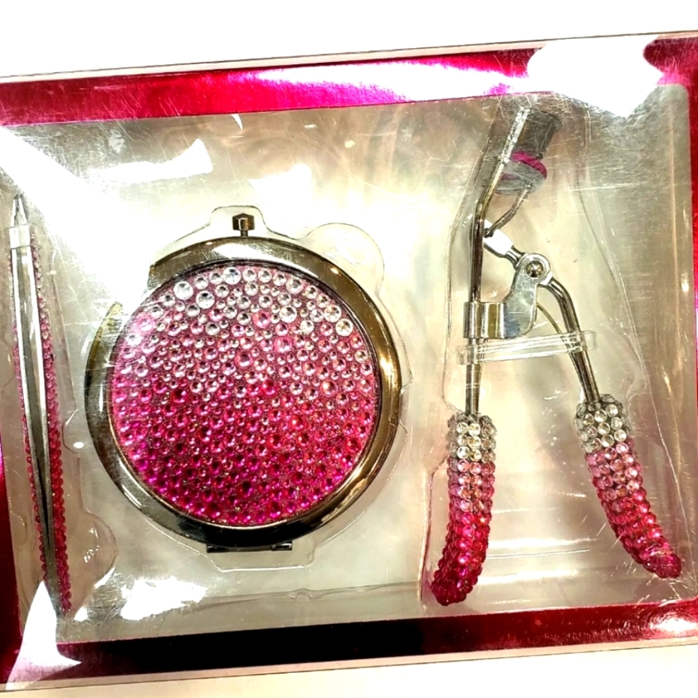 Rhinestone ombre chrome compact, eyelash curler, tweezers Travel set